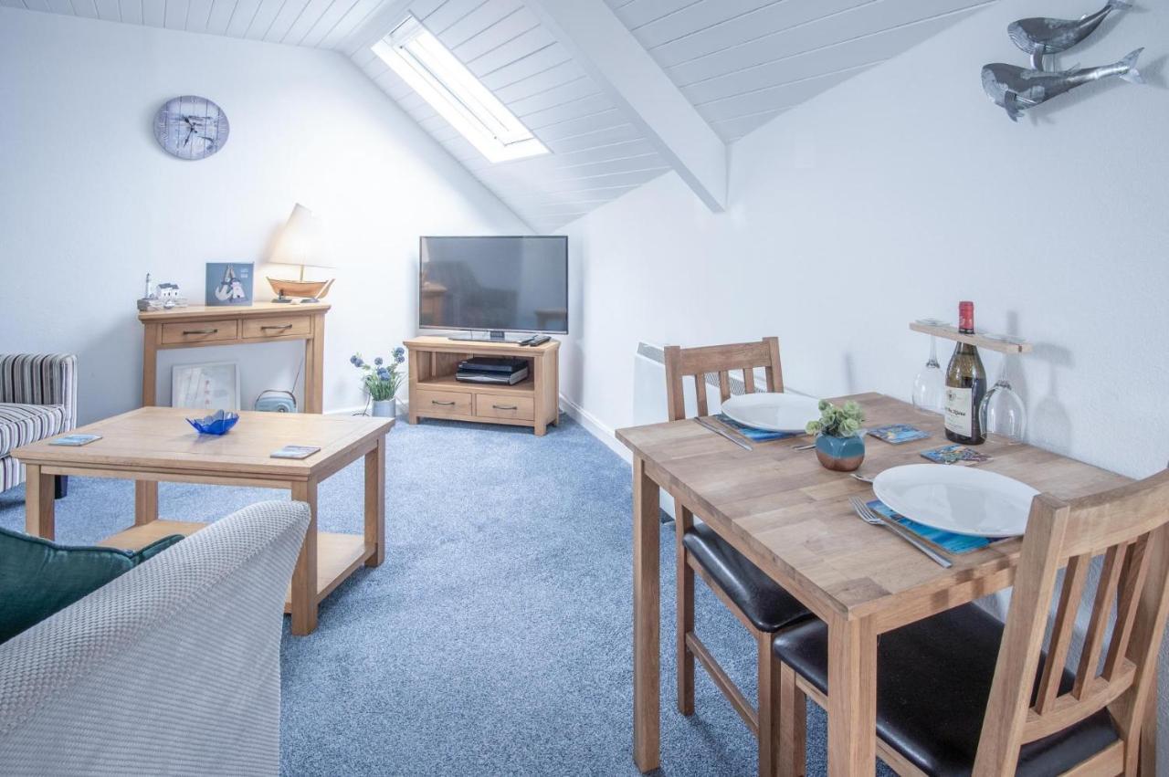 St Julians View - 1 Bedroom Apartment - Tenby Ngoại thất bức ảnh